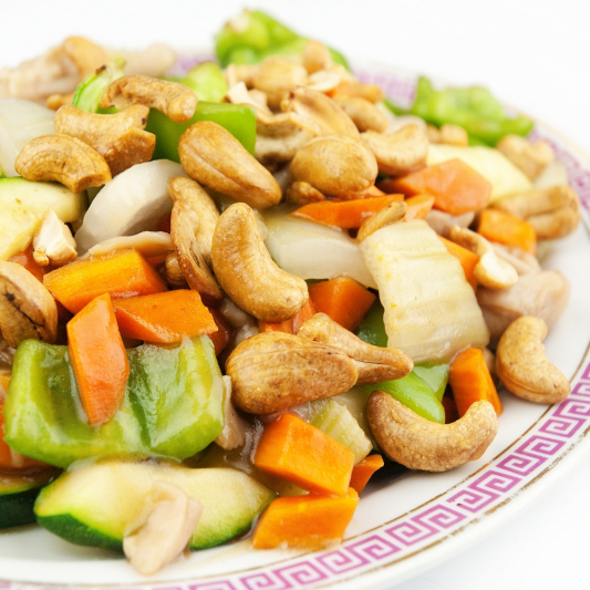 48. Diced Chicken with Cashew Nuts