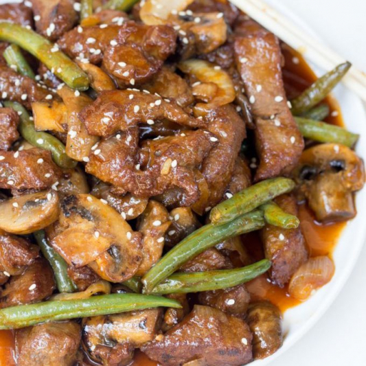 26. Beef with Two Kinds of Mushroom